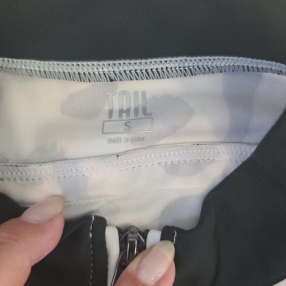 Tail Athleisure women's long sleeve full zipper leopard print Sz small Mob wife - Picture 7 of 13